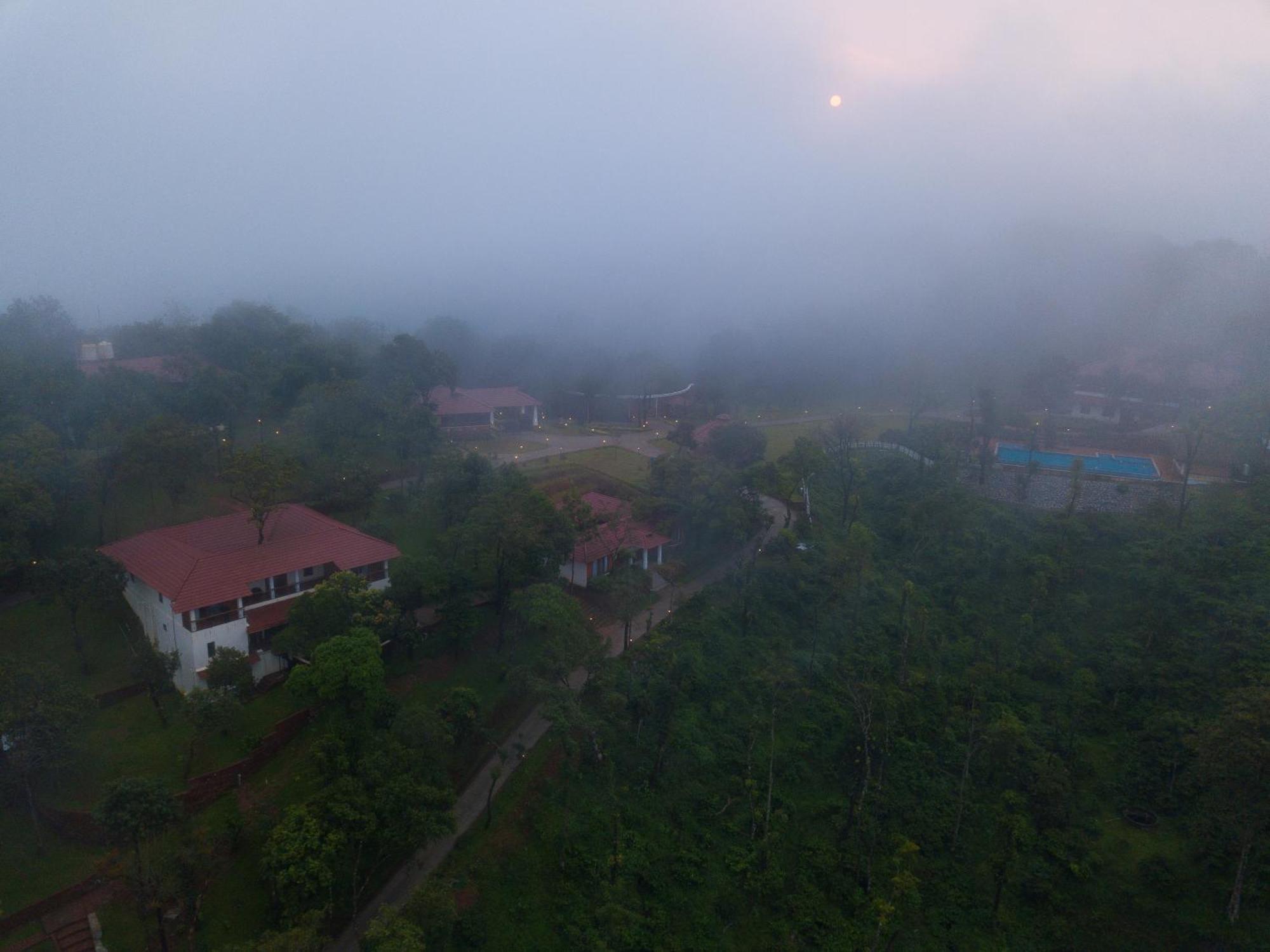Trishvam Tapovana สากเลศปุระ ภายนอก รูปภาพ